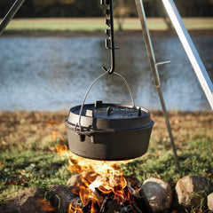 Cast Iron 5.5L Dutch Oven with a Flat Bottom - Petromax - ft6-t