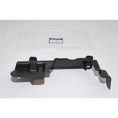 BRACKET - BUMPER MOUNTING - BRITPART - DQG000063