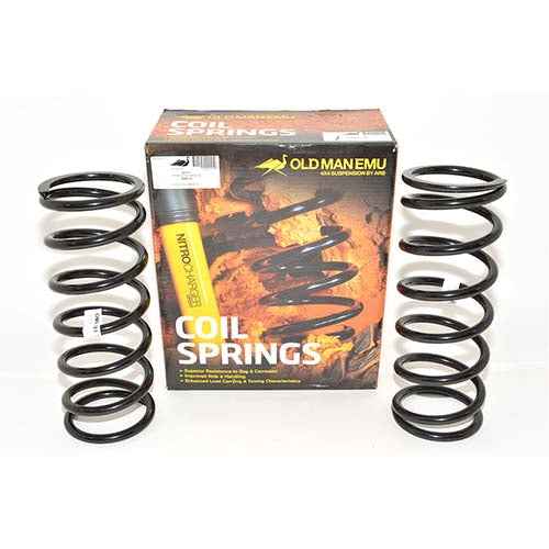 Land Rover Defender 90 Discovery 1 RRC Front Coil Springs - Old Man Emu - DA8914 / 2761