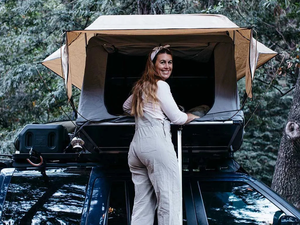 Featherlite Roof Top Tent Front Runner TENT031 – Trek Overland Ltd