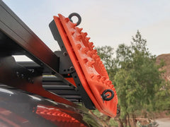 Recovery Device and Gear Holding Side Brackets - Front Runner - RRAC103