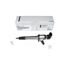 Load image into Gallery viewer, NOZZLE AND HOLDER - FUEL INJECTOR - VDO - LR006496